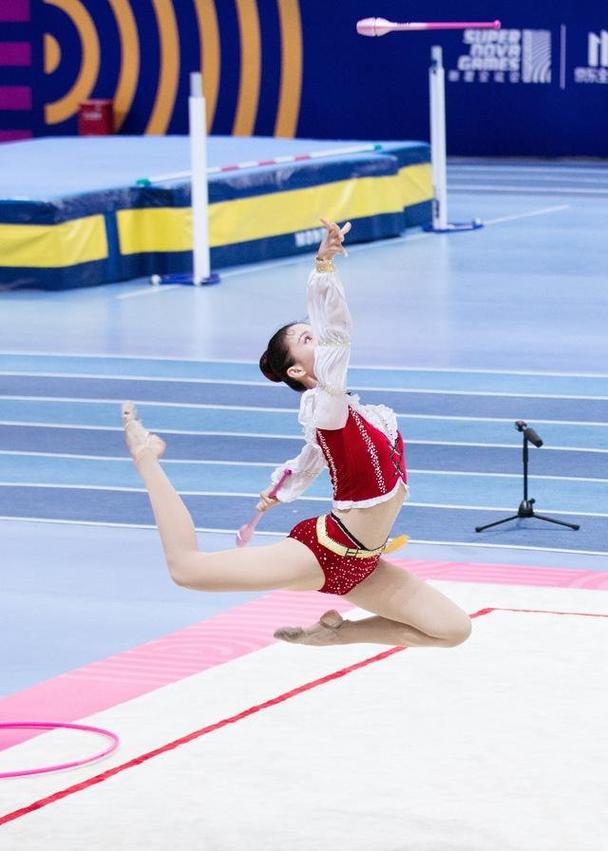 陈小纭女子艺术体操冠军
